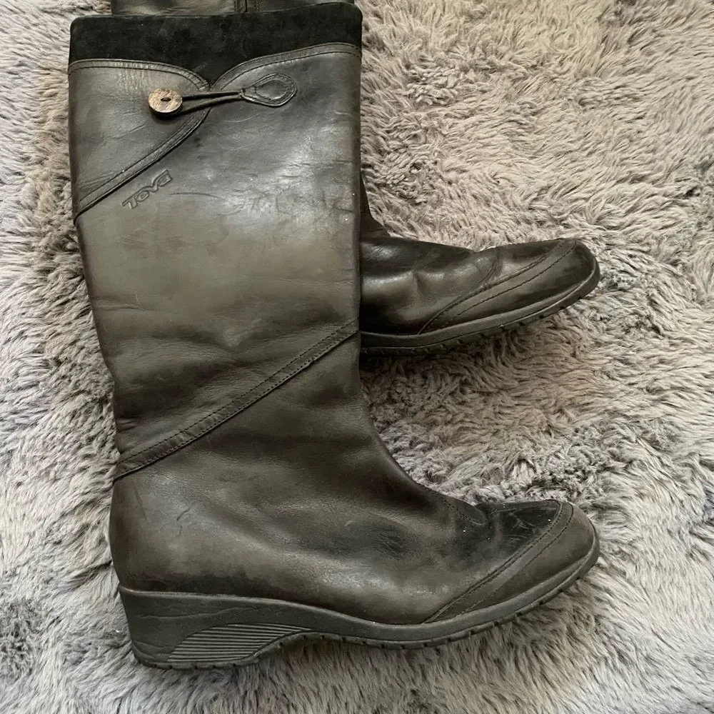 Teva womens leather boots‎